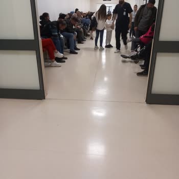 Eskişehir Şehir Hastanesi Acil De Yetersiz Personel Ve Doktor
