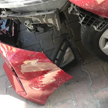 Tiktak Hyundai İ20 Çift Taraflı Kaza