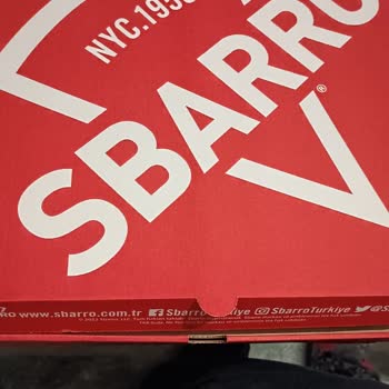 Sbarro Geç Teslimat Ve Buz Gibi Pizza
