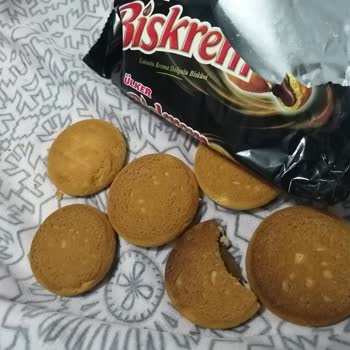 Ülker Biskrem Bisküvi Dibi Çok Fazla Kızarmış
