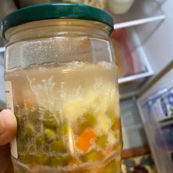 Profilo Buzdolabın Altı Donduruyor