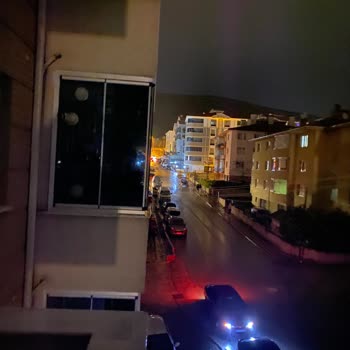 Oedaş Yağmur Yağınca Oluşan Elektrik Kesintisi (Bizim Mahalle)