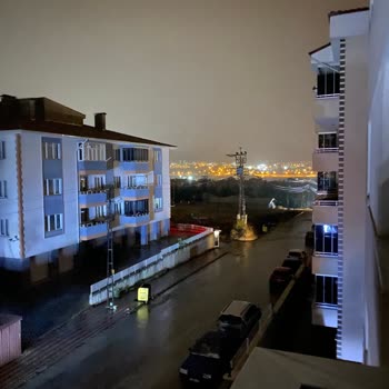 Oedaş Yağmur Yağınca Oluşan Elektrik Kesintisi (Bizim Mahalle)