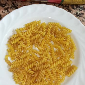 Tat Makarnacılık Markasında Mazot Ve Poşet Tadı Kokusu Var