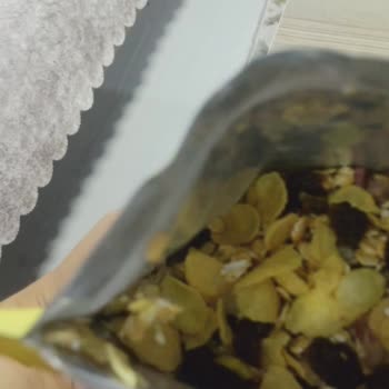 A101 Burch Müsli Böcekli