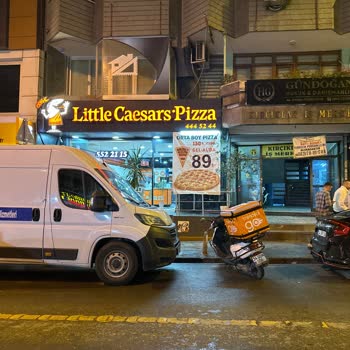 Little Caesars Yalan Reklam