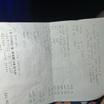 BİM Mağazada Aldığım Ürün Bayat Ve İçinde Böcek Var