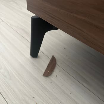 Enza Home Cordell Karyolası Montaj Ekipleri Yüzünden Çatladı