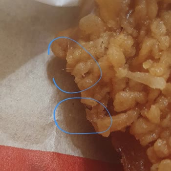 Popeyes'ten Çıkan Kıllar Ve Yemek Sepeti'nin 3 Buçuk Saat Oyalaması