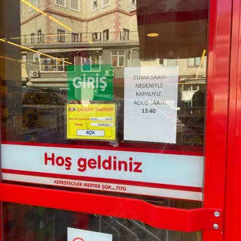 Güngören Sok Market Cuma Namazı Kadinlar Çalışıyor Ve Mağaza Kapalı