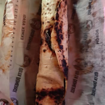 Yemeksepeti Yanmış Yemek Yolluyor