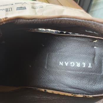 Tergan Deri Ayakkabının Nedensiz Deformesi