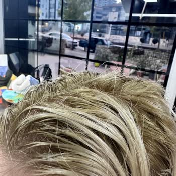 Hairport Kuaför Kuaförde Saçlarım Yandı