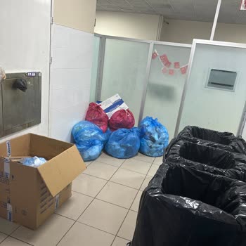 Celal Bayar Üniversitesi Hafsa Sultan Hastanesi Kaba Personeller