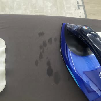 Philips Ev Aletleri Ütü Su Akıtması