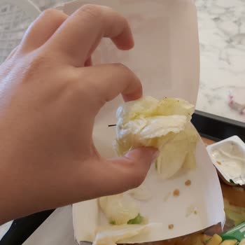 McDonald's Köfte Değil Marul Parası