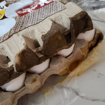 Şok Marketler Hizmet Eksikliği Ve Kotu Malzeme