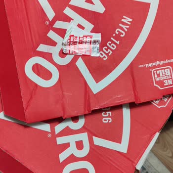 Sbarro Buz Gibi Yemek Dağılmış Kutu