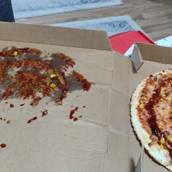 Sbarro Buz Gibi Yemek Dağılmış Kutu
