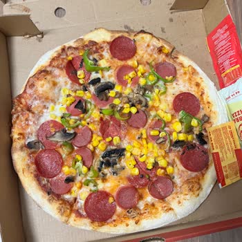 Terra Pizza Büyük Boy Ücretine Orta Boy Pizza Gönderdiler