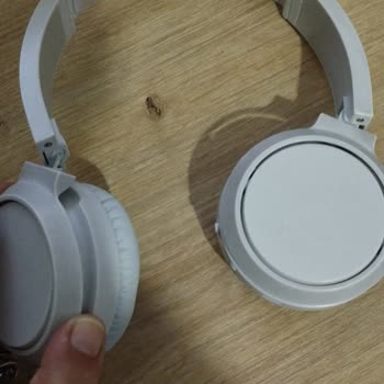 Philips Ses Sistemleri Kulaklık Parçası Kırıldı
