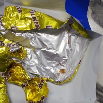 Ülker Ece Çikolatada Sert Cisim