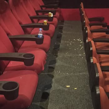 Çamsan Park Alışveriş Ve Yaşam Merkezi Sineması Temizlik Sorunu