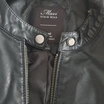 Mavi Deri Mont Dökülüyor