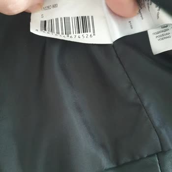 Mavi Deri Mont Dökülüyor