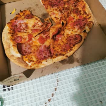 PizzaLazza Hamur Yığını Ve Geç Gelme