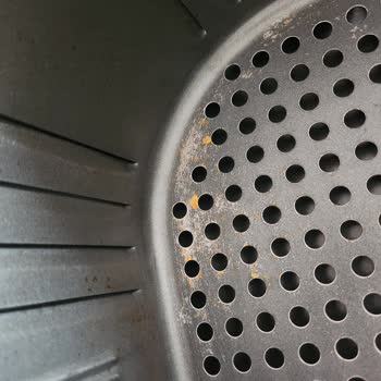 Kumtel XXL Airfry İç Sepet Çizikleri