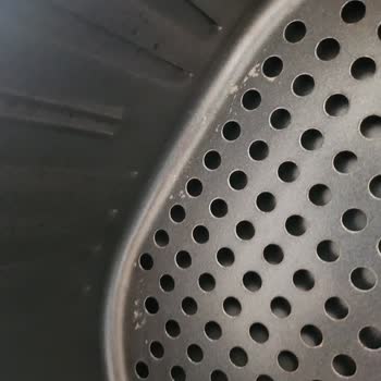 Kumtel XXL Airfry İç Sepet Çizikleri