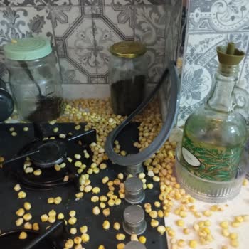 Oms Collection Düdüklü Tencere Patlaması