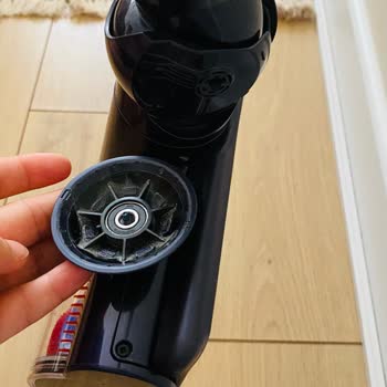 Dyson Ürünün Garantisi Olduğu Halde Ürün Parçası Gönderilmemesi.