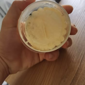 İçim Tereyağ İçinden Çıkan Siyah Cisim
