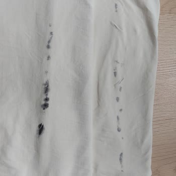 Stradivarius Siyah Jean Pantolon Boyasının Akması
