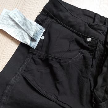Stradivarius Siyah Jean Pantolon Boyasının Akması