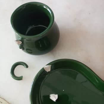 Kahve Lezzeti Gelen Kırık Fincanın İadesi