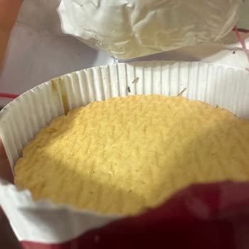 Eti Gıda Eticin Marka Ürünümde Bozulma Böcek Şikayeti