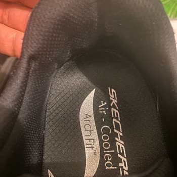 Skechers Kusurlu Ayakkabıyı Müşteri Hatası Gösterilmesi