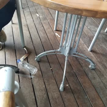 Kahve Dünyası Servis Ve Temizlik