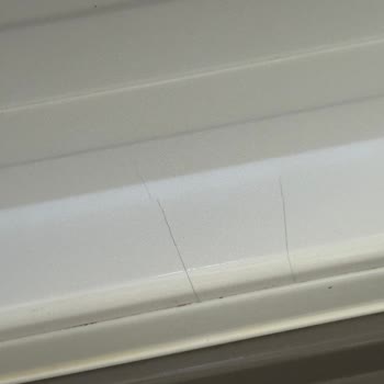 Samsung Rsa1stsl Dolap İçi Çatlaklar Büyüyor