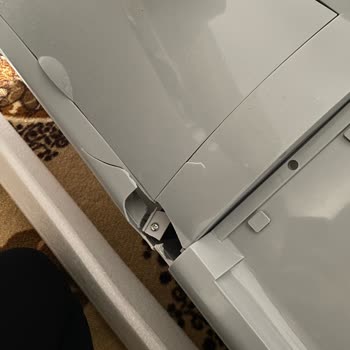 Robo Su Sebili Kırık Geldi