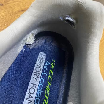 SPX- Mağazası Ve Skechers Marka Ayakkabının Ayıbı.