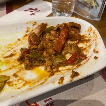 Tavuk Dünyası-Sur Yapı Şubesi