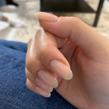 Protez Tırnak Çınare Çok Kötü Manikür Kalıcı Oje