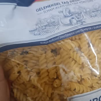 Mutlu Makarna'dan Böcek Çıkması