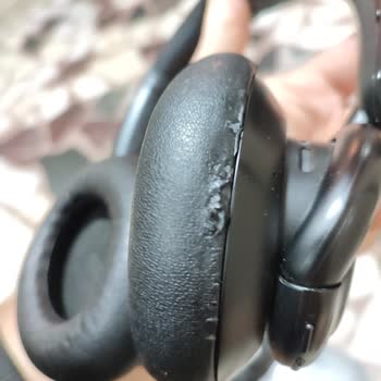 Anker Soundcore Q30 Kulaklığımın Pedleri Oyuncak Gibi Soyuldu