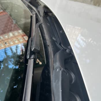 BMW Ön Cam Fitili Sorunu