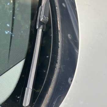 BMW Ön Cam Fitili Sorunu